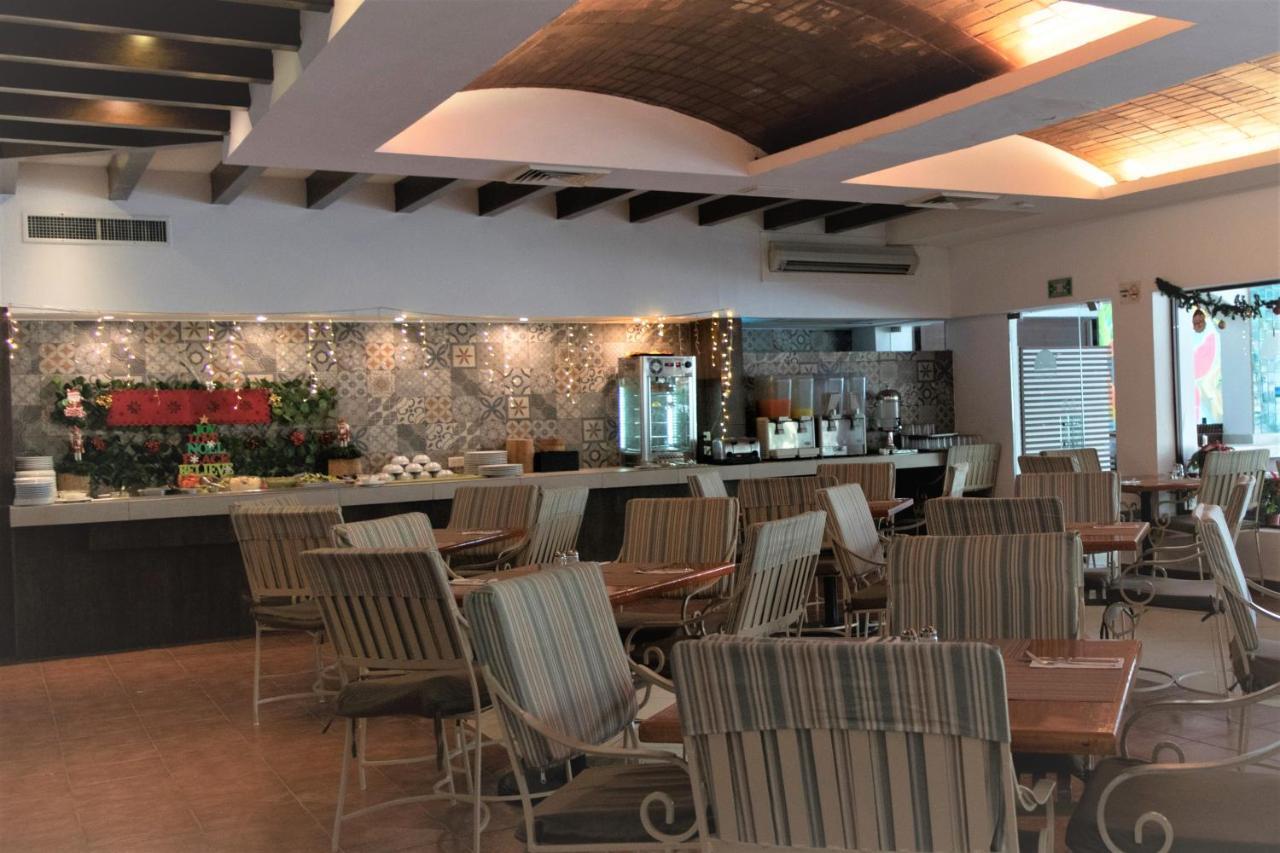 Oceanfront Condo At Voted Best Cancun Sandy Beach Экстерьер фото